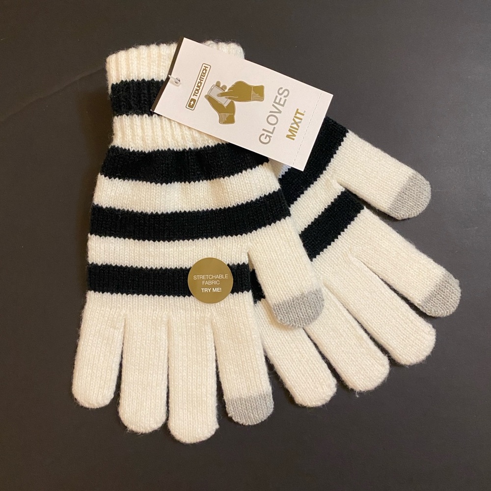 Mixit Black and Gray Knit Accessory